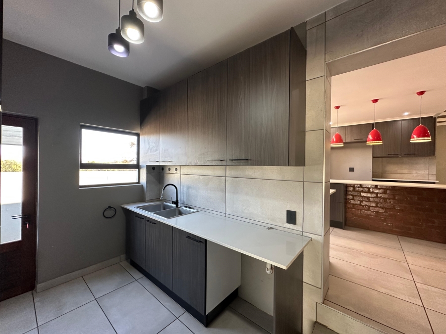 5 Bedroom Property for Sale in Leloko Lifestyle Estate North West